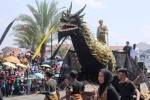 Karnaval Budaya Harjad Kuningan ke-527 Karnaval Budaya Harjad Kuningan ke-527
